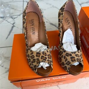 Leopard Print Peep Toe Heels